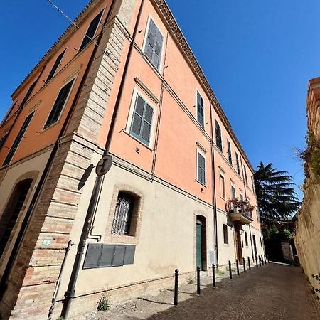 טראמו B&B Letterario Palazzo Pistocchi מראה חיצוני תמונה